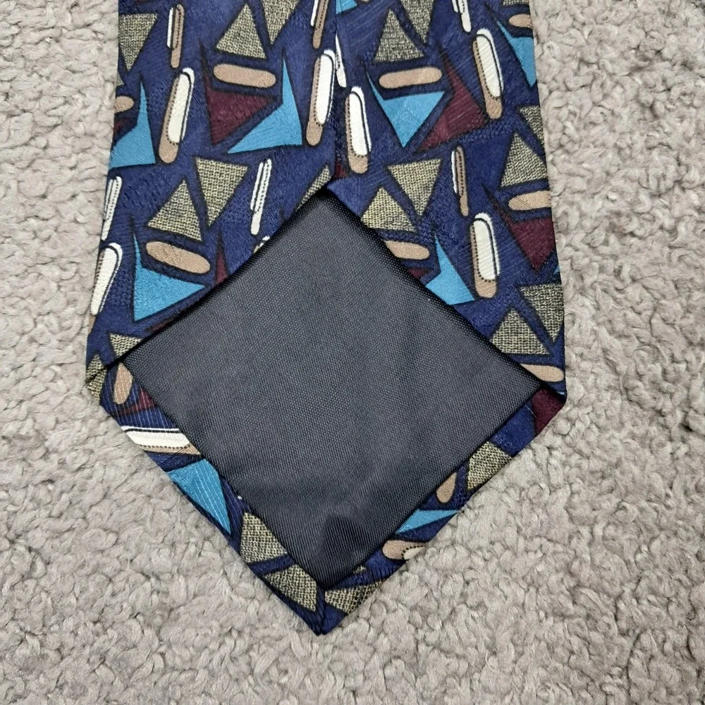 Martin Wong Napa Silk Tie Navy Blue Burgundy Geometric‎ Abstract Made in USA